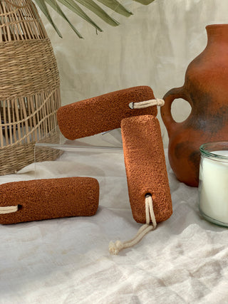 TERRACOTTA FOOT-SCRUBBER
