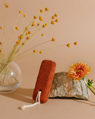 TERRACOTTA FOOT-SCRUBBER